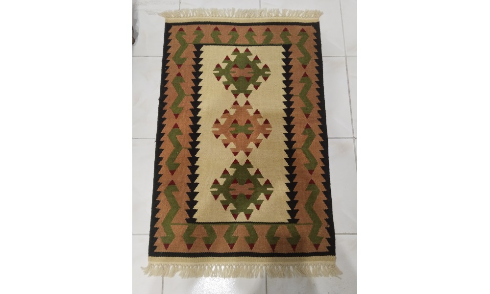 Uşak Kilim