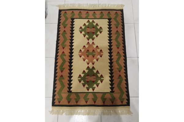 Uşak Kilim